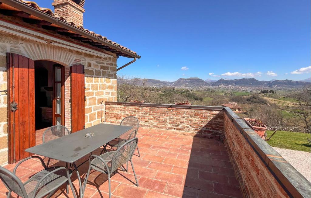 Awesome Apartment In Gubbio With Wifi photo 1