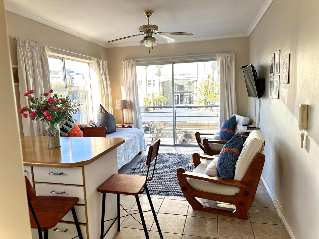 Caline Vip Apartments, beach close photo 4