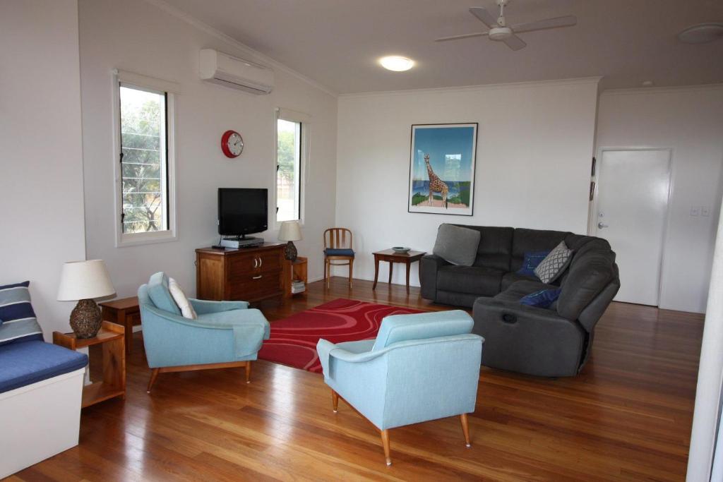 Andagen a spacious holiday across from Washerwomans beach photo 1