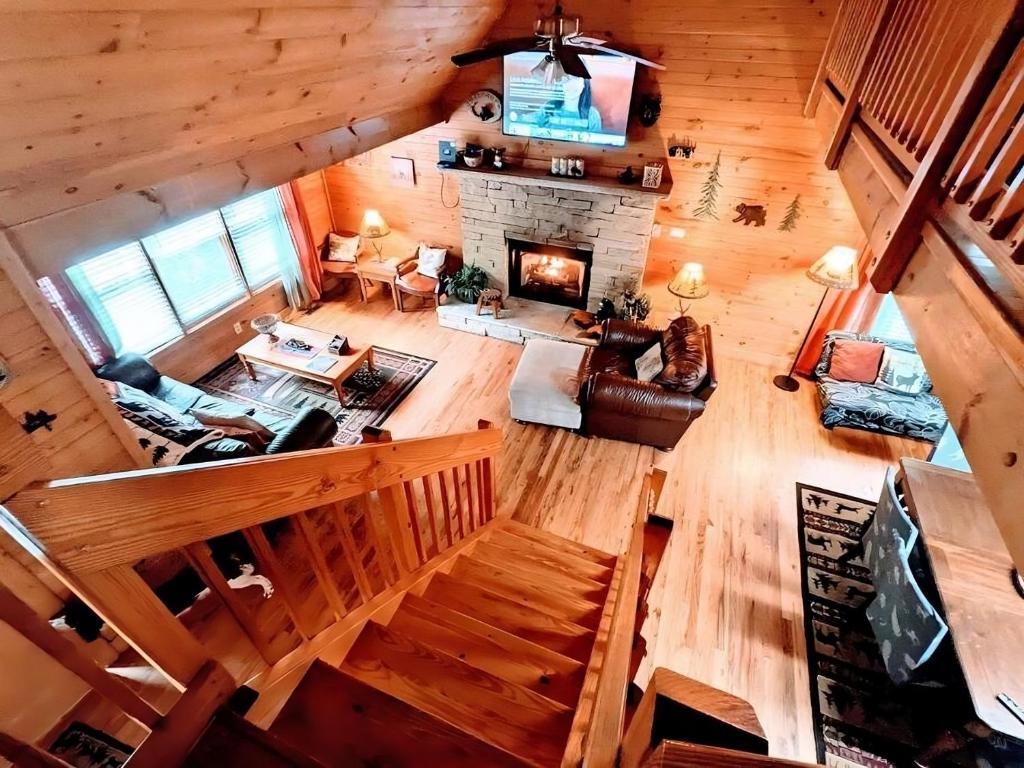Prime Mountain Cabin photo 2
