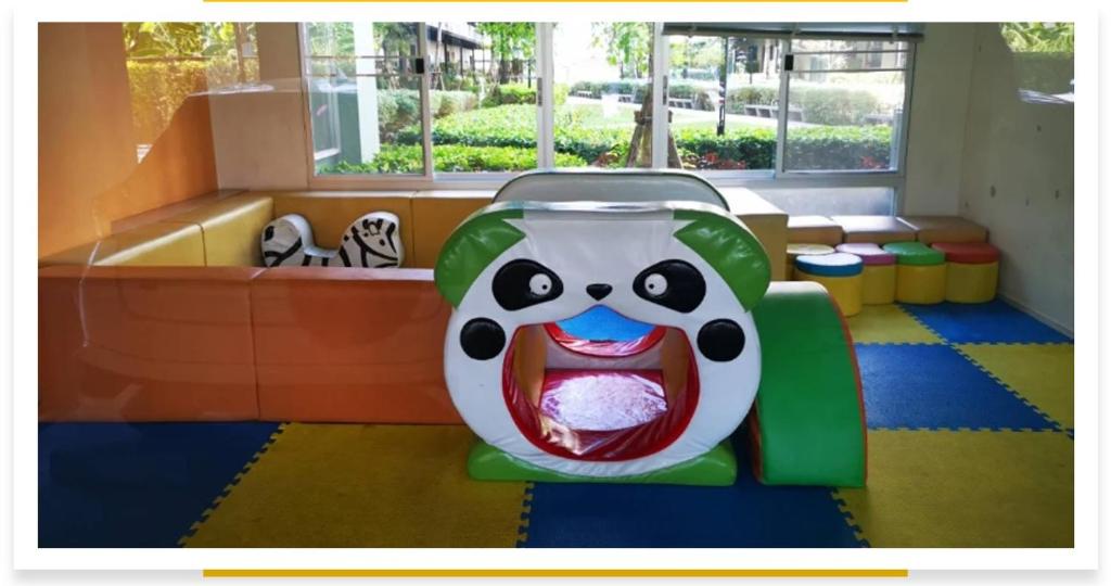 The 360 LPN Tropicana condo BKK photo 3