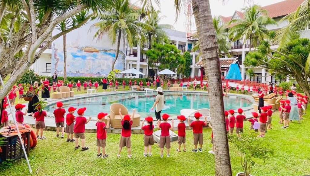 River Beach Resort & Residences