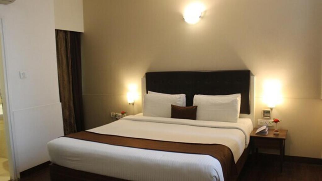 Hotel Avexia Premiere, Agra photo 1