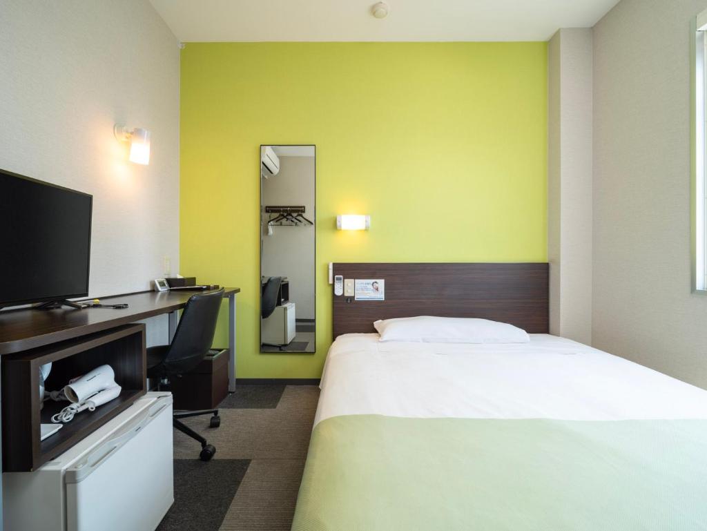Super Hotel Tozai line Ichikawa Myoden Ekimae photo 1