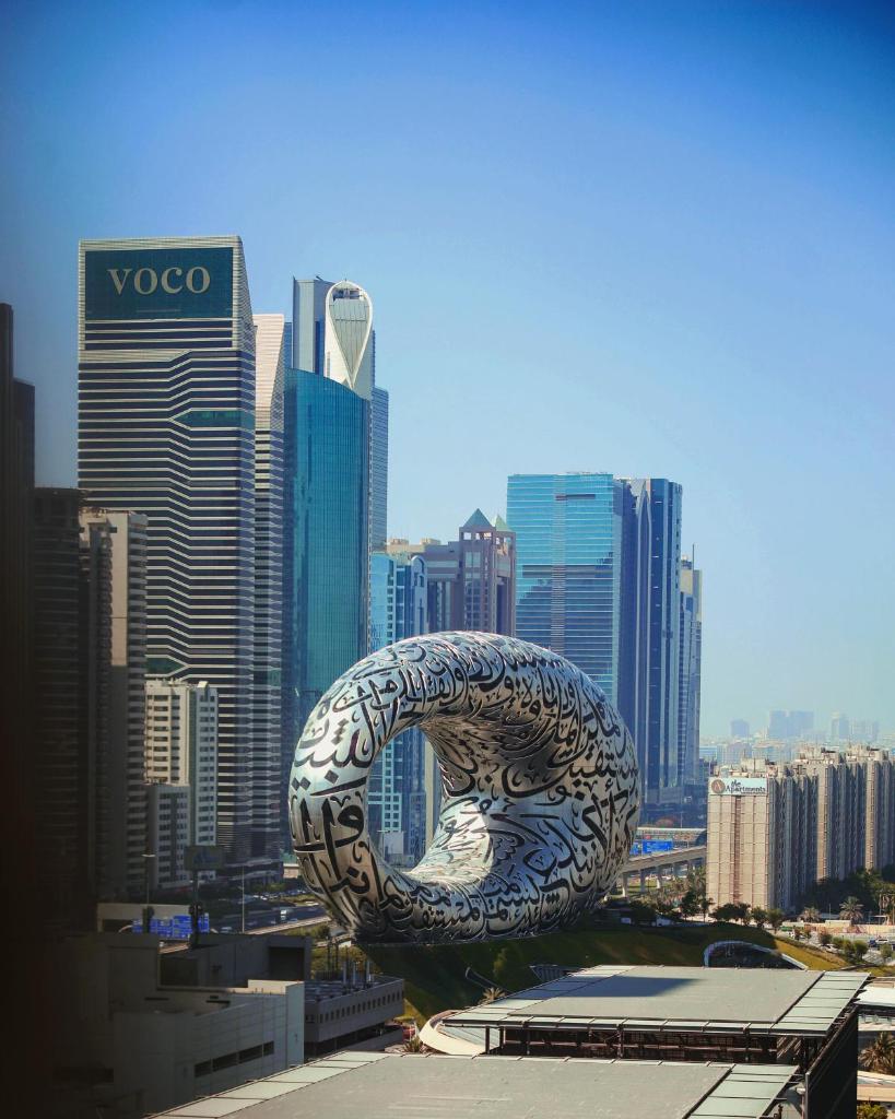 {
  "en-gb": "Ritz Carlton DIFC Downtown Dubai"
} photo 1
