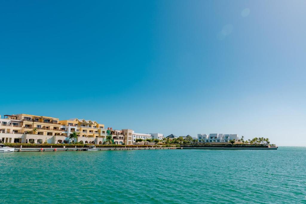 Sports Illustrated Resorts Marina and Villas Cap Cana - All-Inclusive photo 1