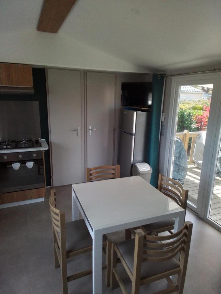 CAMPING SIBLU - LA RESERVE **** - Mobile Home - 3 ch. - (8pers) photo 4