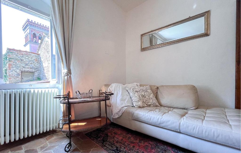 Stunning Home In Sansepolcro With Wifi - Tap to explore photos