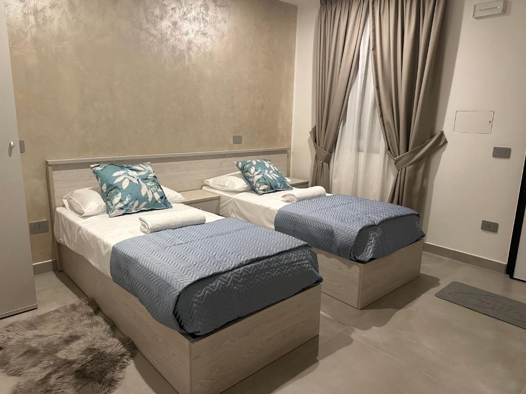 Villa Lucia, Naples