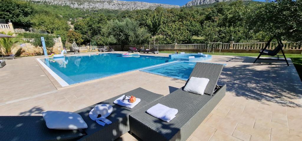 Diverso Holiday property photo 1