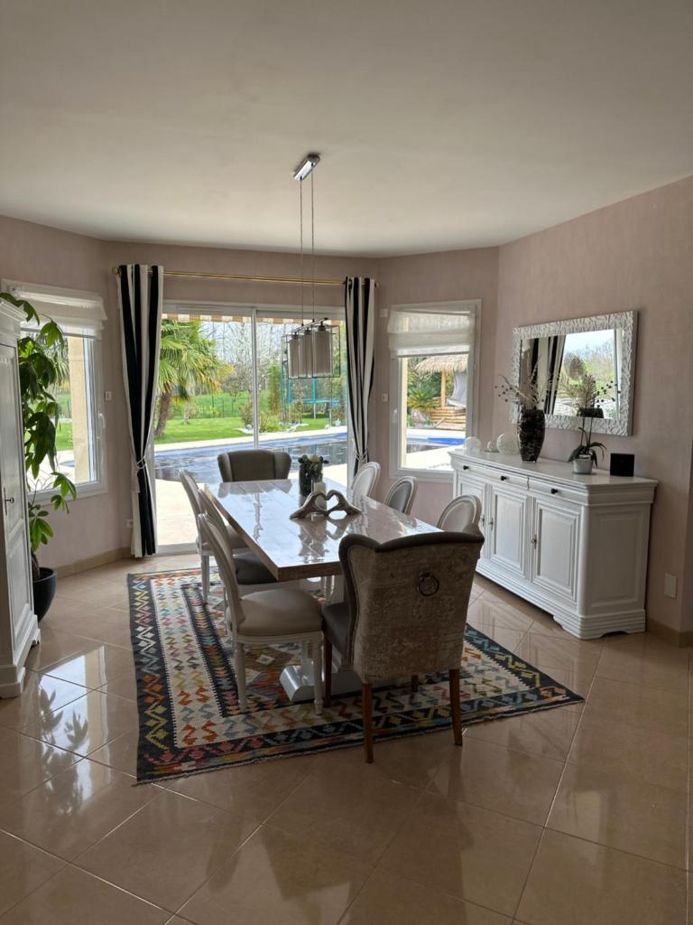 maison avec 5 chambres de standing photo 4