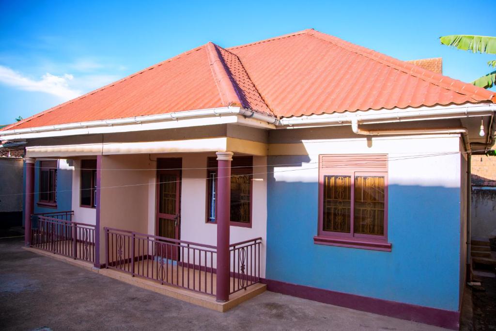 Beautiful 2-Bed house in Kampala photo 3