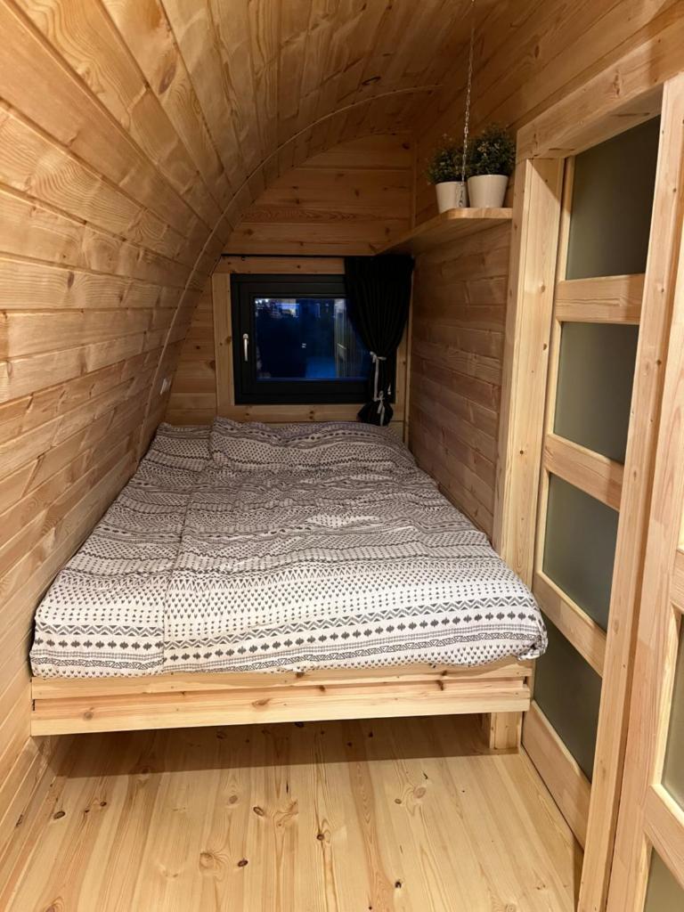 Camping pod Tiny House aan het water photo 4