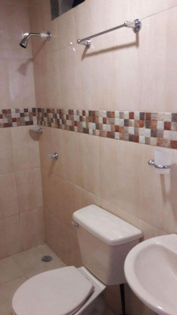 VIVIENDA TURISTICA ROYAL INN photo 3
