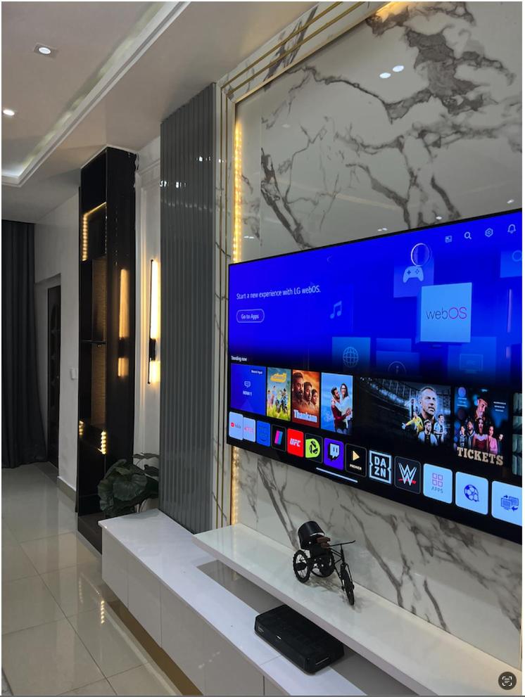 Luxurious 3Bedroom Apartment with Personal Chef photo 1