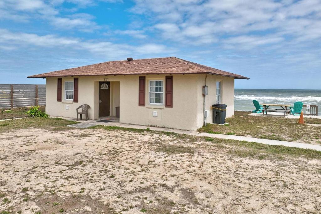 Quarter Deck Cottage on Flagler Beach photo 3