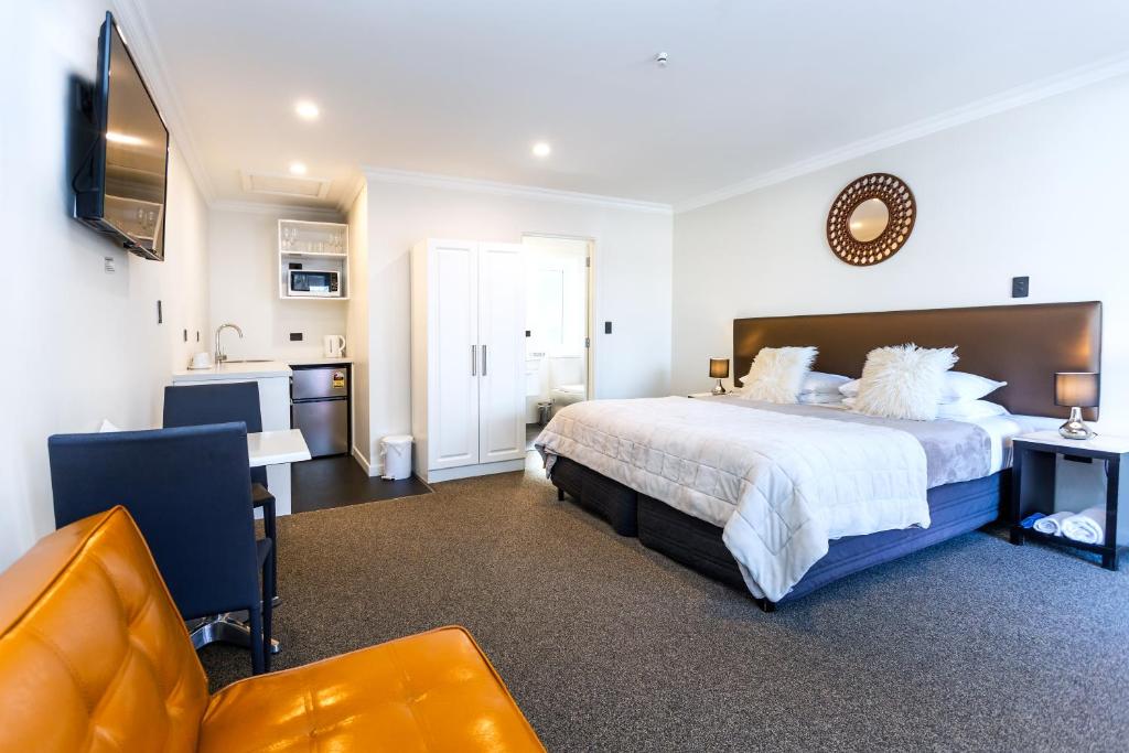 Superior Dunedin Apartments photo 1