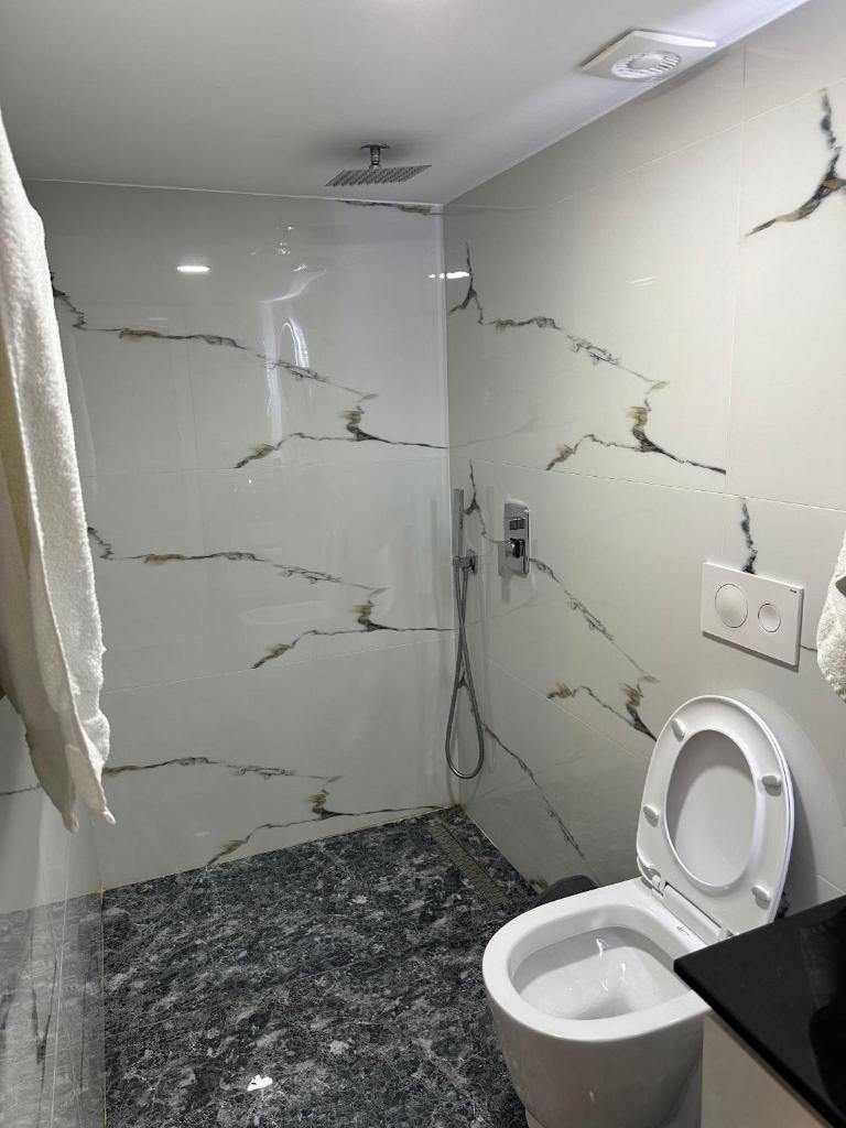 Rent Room 2 Rolandi Apartments photo 2