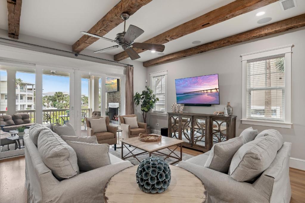 Living The Dream At Destin Pointe Resort image