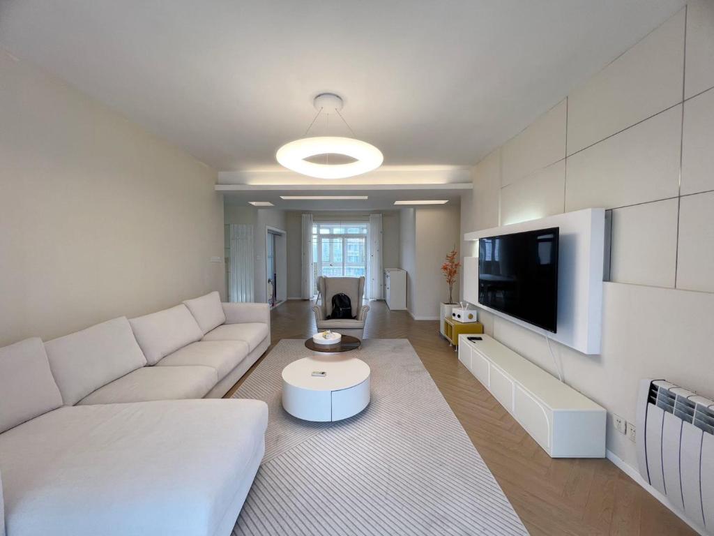 Shanghai Jing'an Temple Designer Boutique Large Four Rooms Apartment photo 1