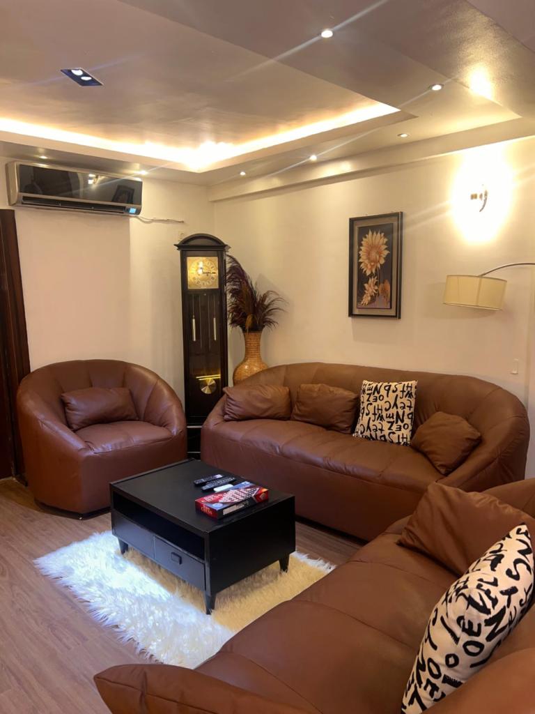 Luxury 2 Bedroom Apartment in the Heart of WUSE 2, WIFI,NETFLIX, 24hrs Light photo 4