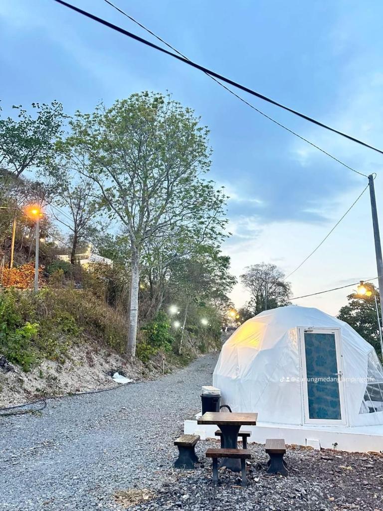 Gunung Medan Glamping