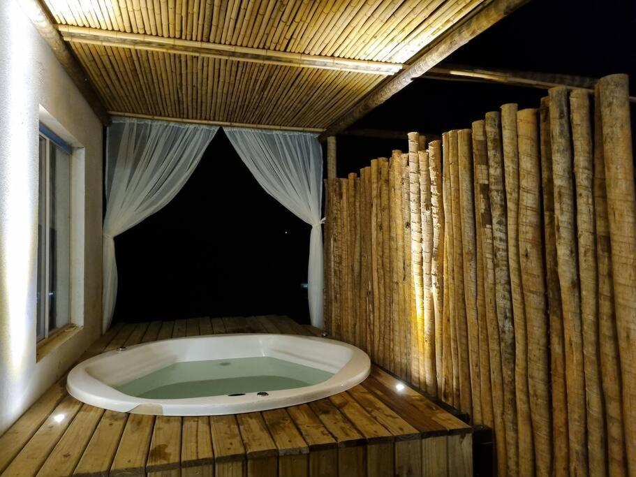 Casa do Descanso com jacuzzi em Igaratá