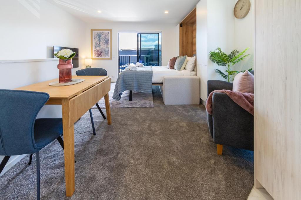 Studio Bliss: Explore from Wilmer St