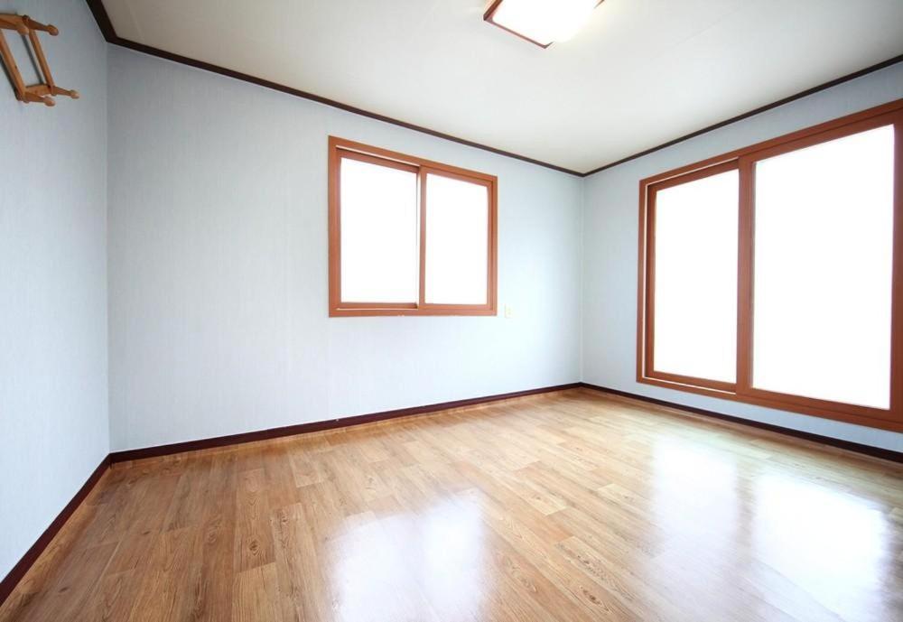 해변통나무펜션 Beach Pine tree pension photo 4