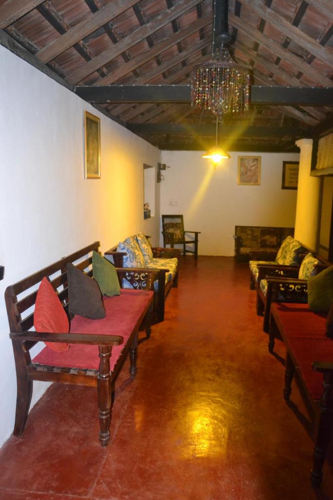 Werapitiya Galagoda Walawwa (වේරපිටිය ගලගොඩ වලව්ව)