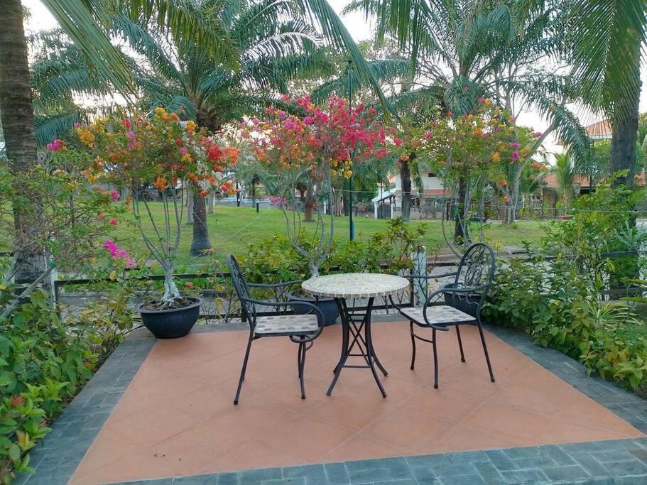 BIỆT THỰ MŨI NÉ / VILLA DOMAINE MUI NE