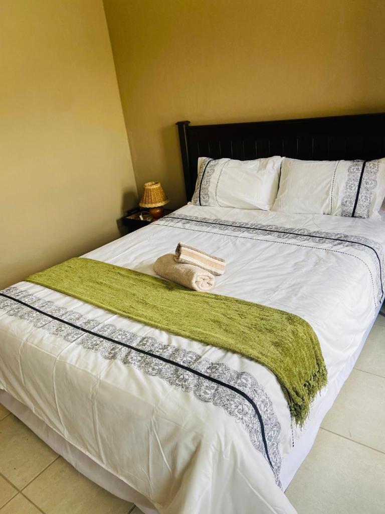 Good and Proper Guest Lodge photo 3