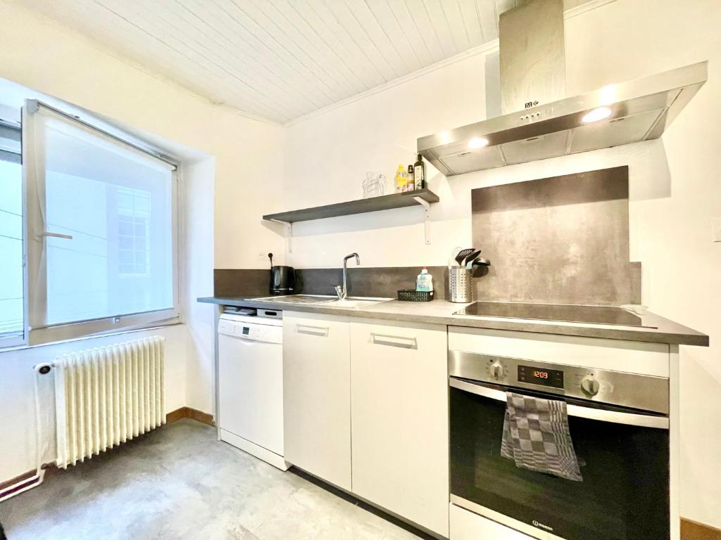 Soultz Centre - Wifi Fibre - Terrasse - Garage 2 places - Netflix photo 3