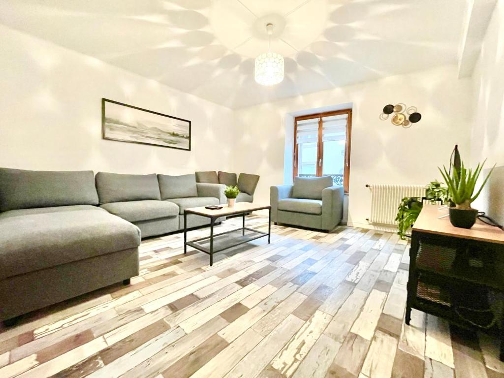 Soultz Centre - Wifi Fibre - Terrasse - Garage 2 places - Netflix photo 2