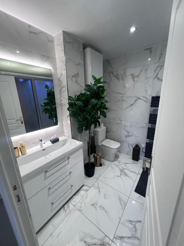 Pavillons20 Sauna & Hammam Paris Disney Airport photo 3