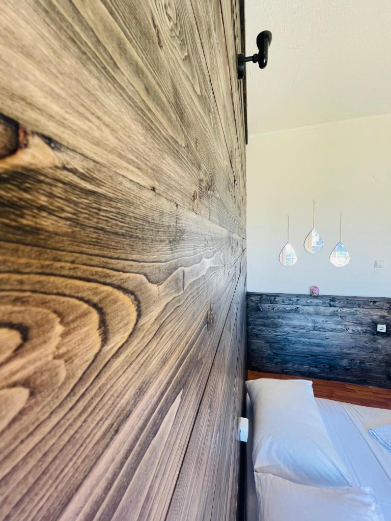 Woodstay Apartments photo 2