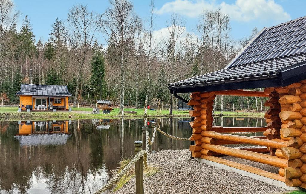 Beautiful Home In Bjrnum With Lake View photo 2