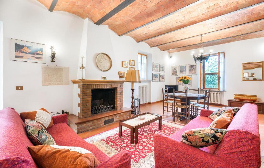 Pet Friendly Home In Serre Di Rapolano With Kitchen photo 2