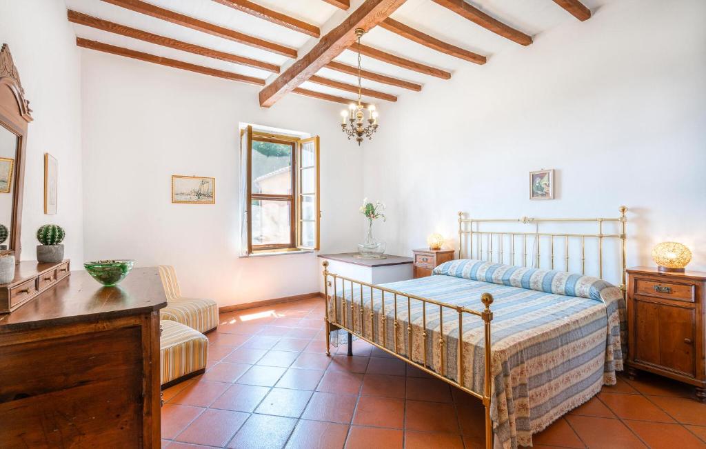 Pet Friendly Home In Serre Di Rapolano With Kitchen photo 4