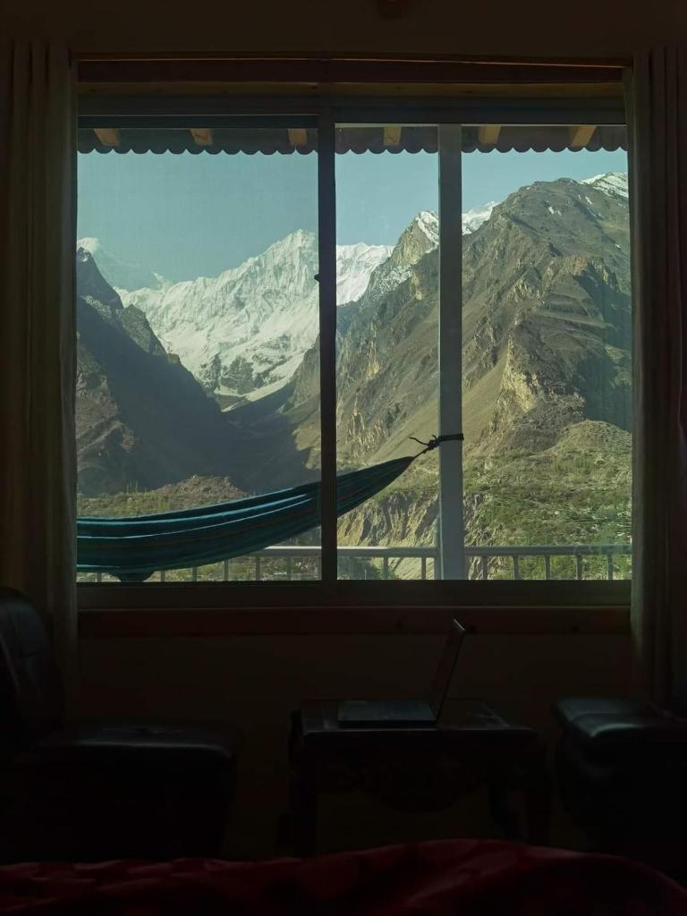 Hunza Lounge photo 4