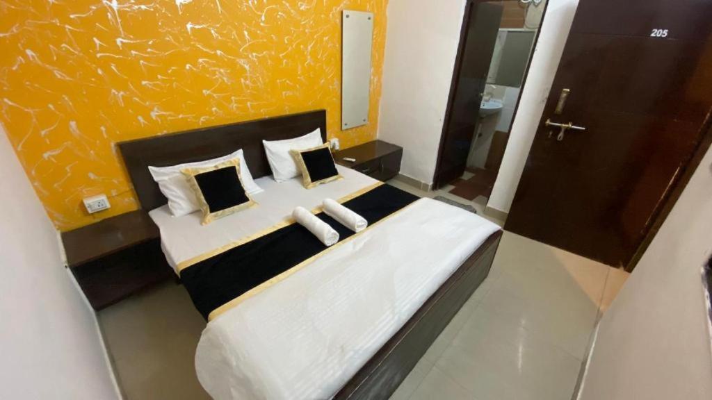 Monkey Travel Hostel photo 3