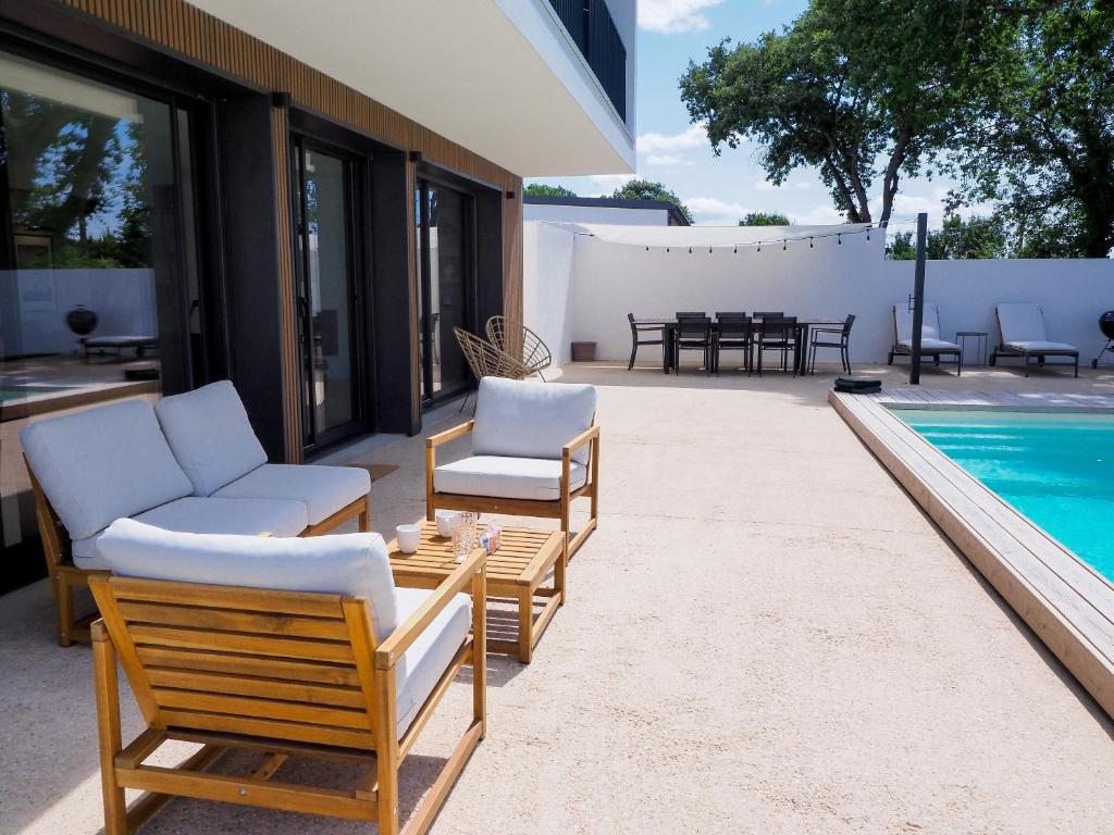 Beautiful Villa close to the Seaside photo 2