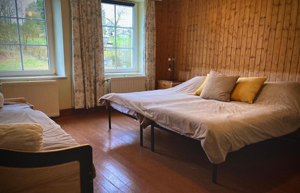 La Futaie de Chabrehez- maison typique ardennaise photo 4