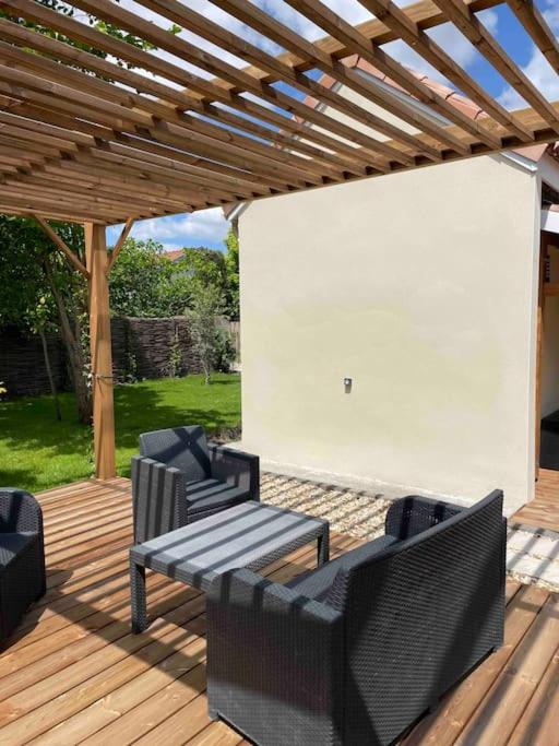 Petite maison avec jardin au calme photo 1