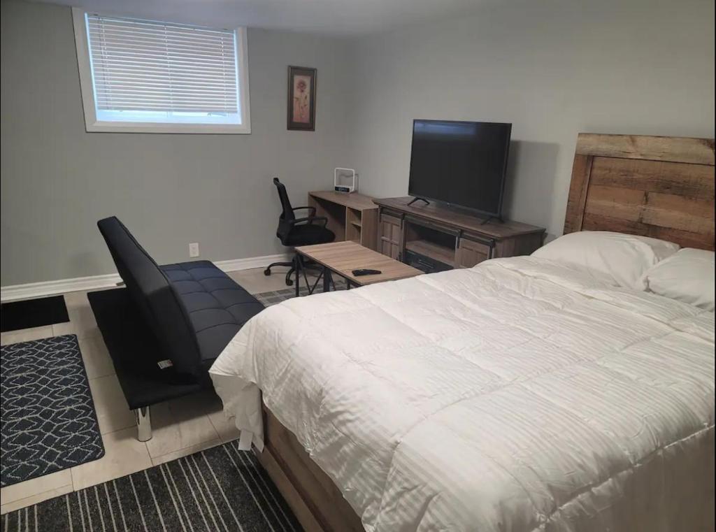 Private Apartment in the heart of Ottawa photo 4