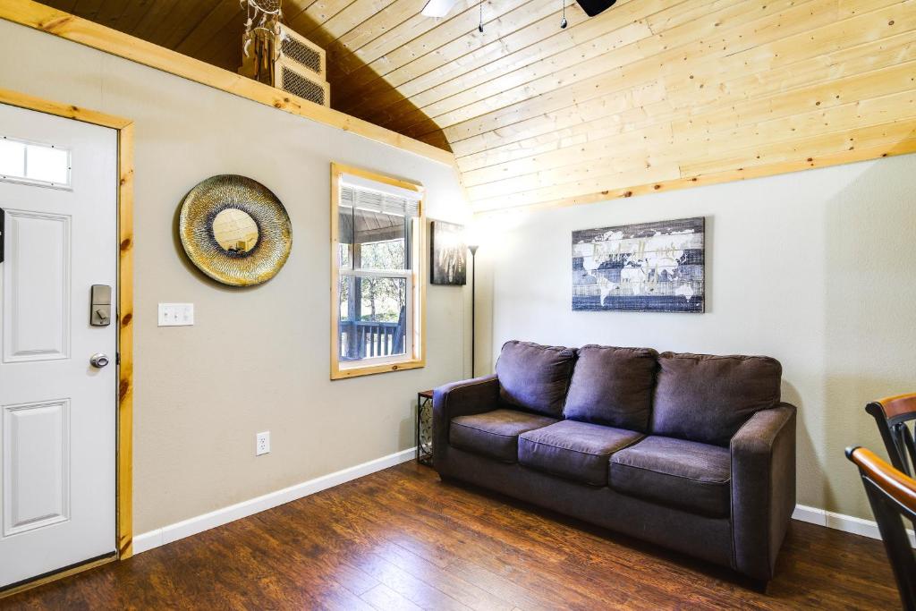 Smoky Mountains Vacation Rental - Pets Welcome! photo 3
