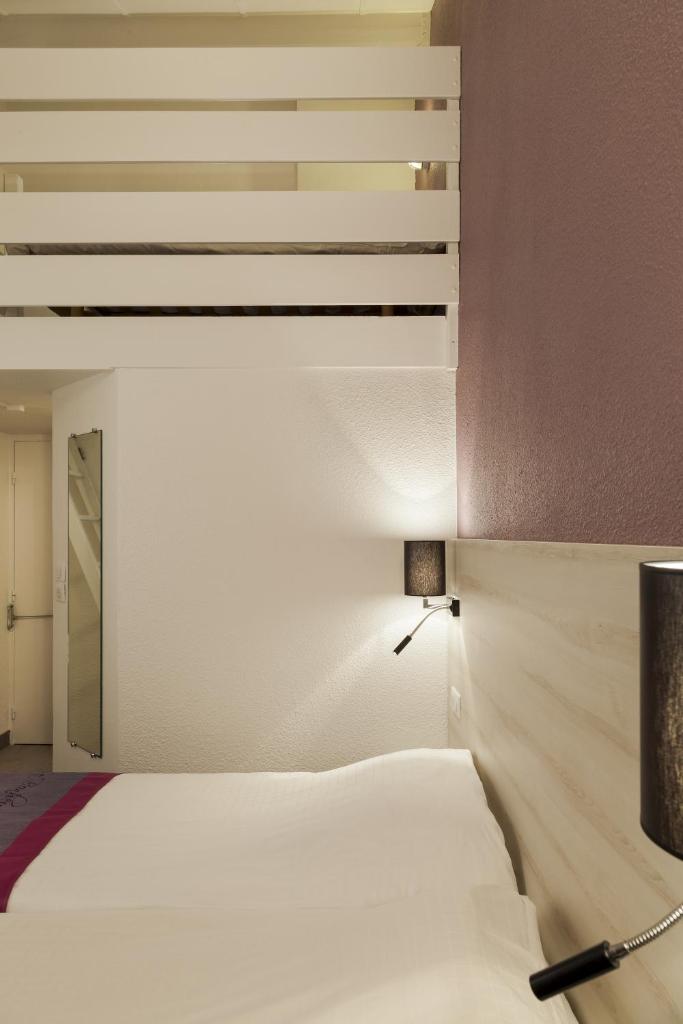 Kyriad Lille Est - Villeneuve d'Ascq photo 4