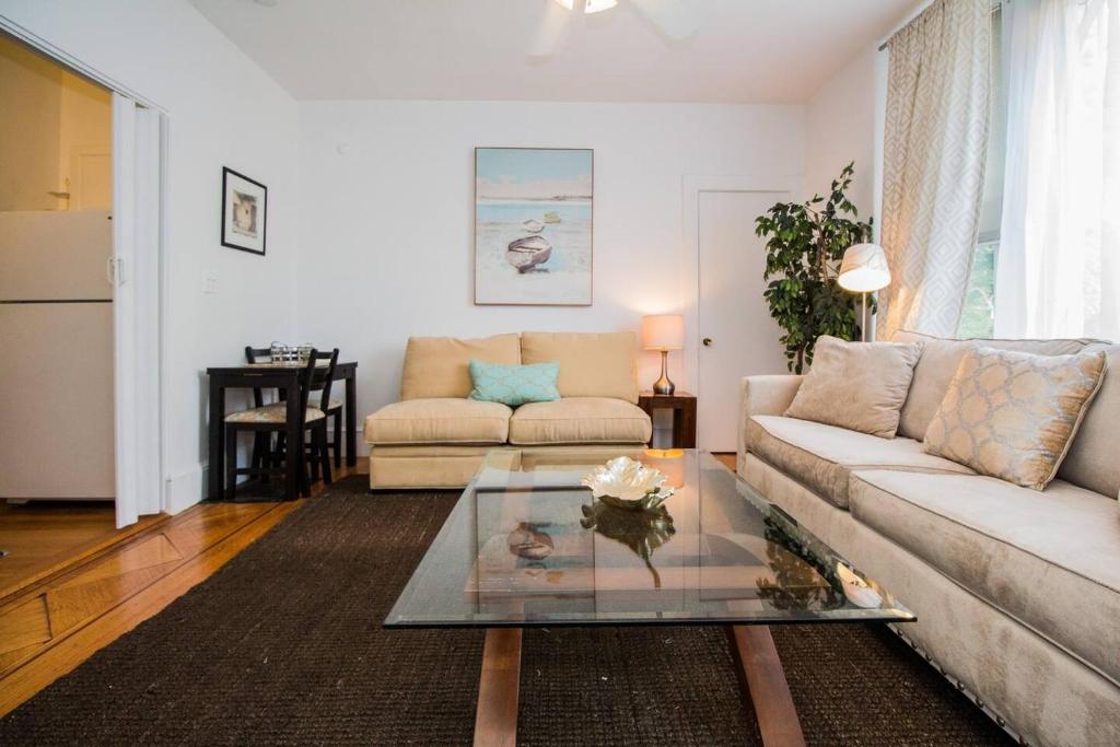 Boston Condominium, First Floor Easy Access To Mb photo 2