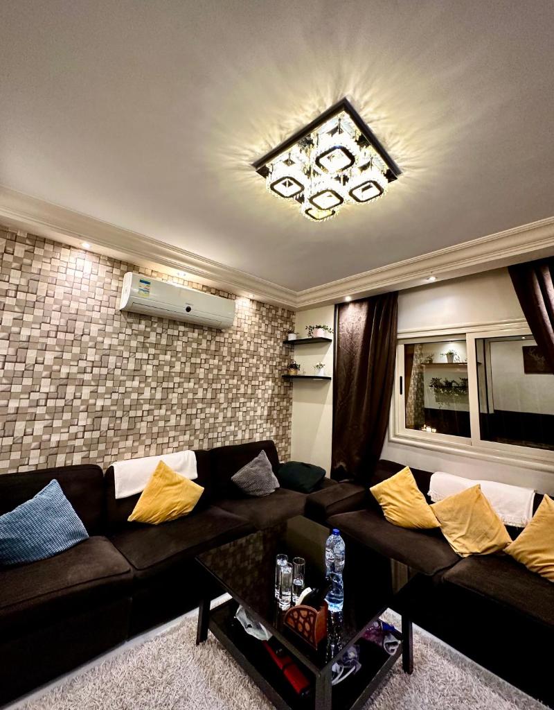 Royal apartment for family rent, 6 October photo 3