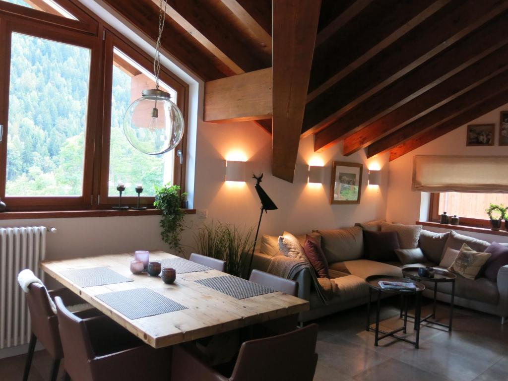 Villaggio delle Alpi photo 1